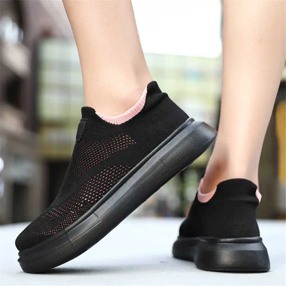 Women Accessories Brand Name Ideas - Chaussures à plateforme marron pour femme,