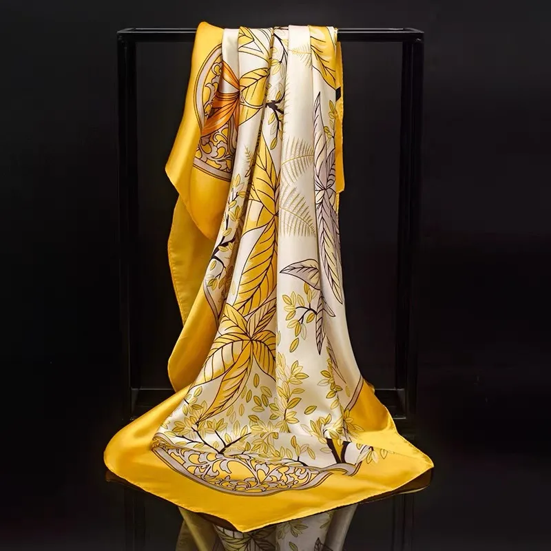 Foulard en soie jaune pour fem - Women'S Yellow Accessories avis et prix