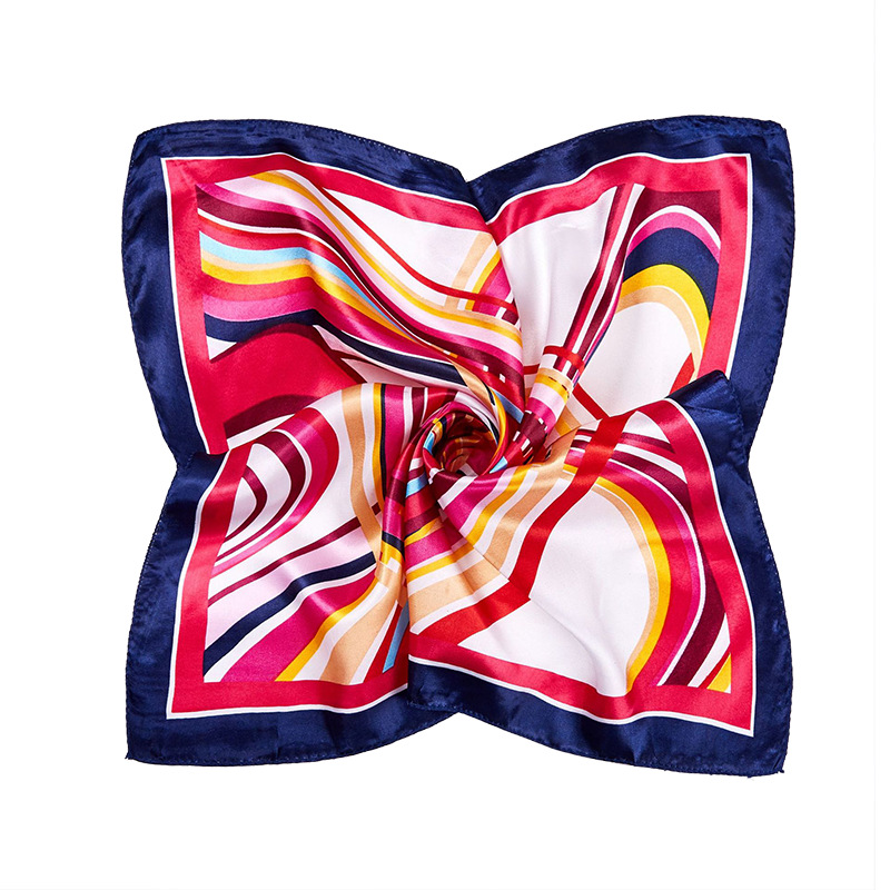 Écharpe carrée imprimée pour f - Women Accessories Business avis et prix